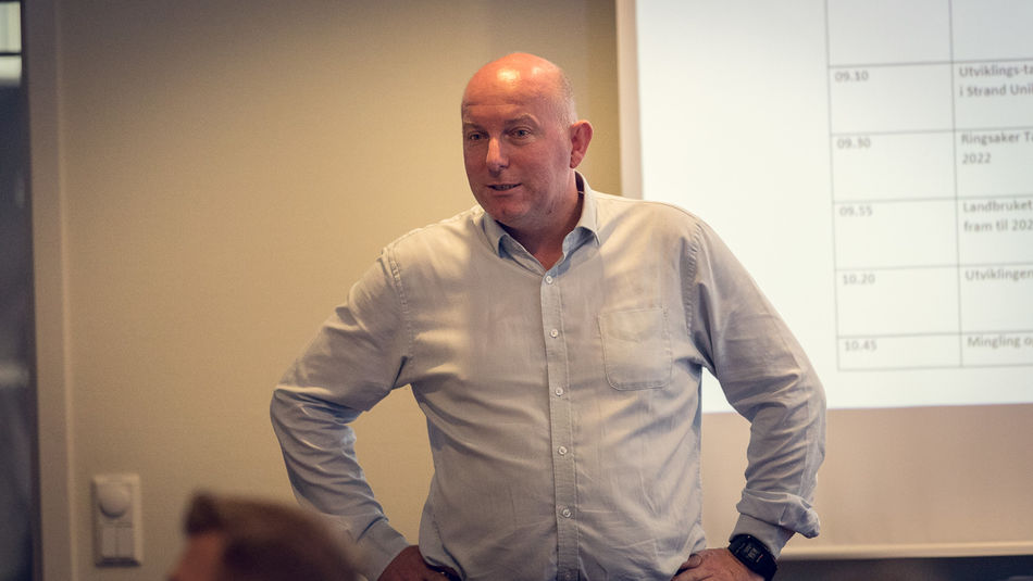 Øystein Snuggerud innledet frokostmøtet