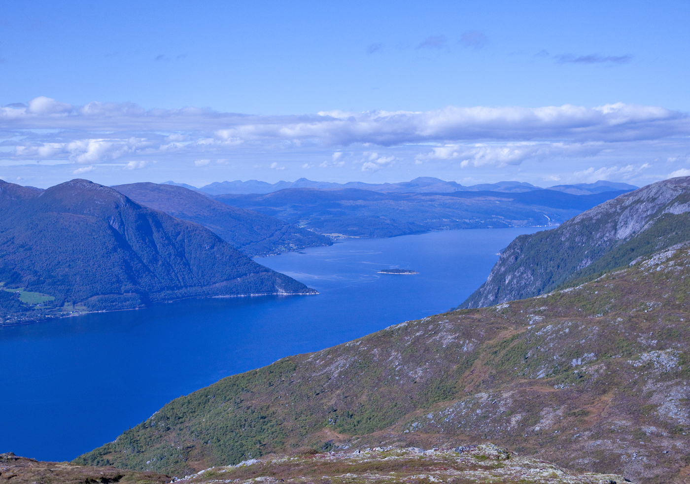 170902o-fjord.jpg