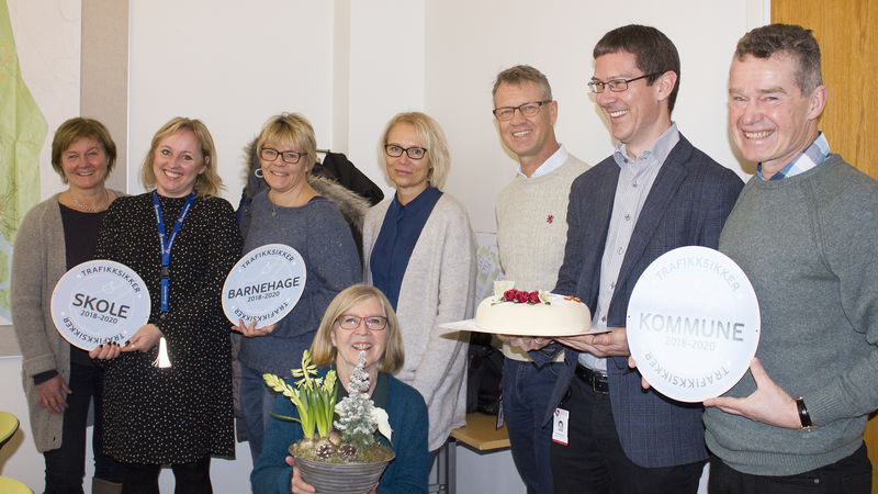 Fra venstre: Marit Nyhus, Marianne Mittet Solbraa, Britt Merete Hval, Wenche Enge, Håvard Haug, Alf Thomassen, Ingeborg Wien (foran).