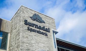 Surnadal sparebank ute