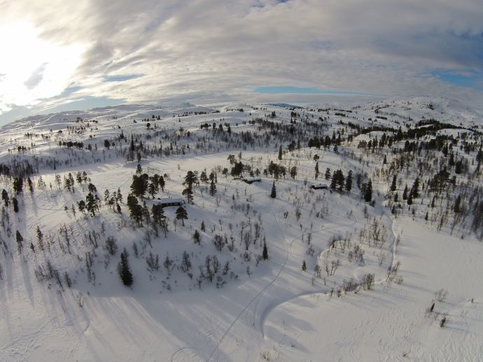 Dronefoto omr Tifjellet vinter John Storholr