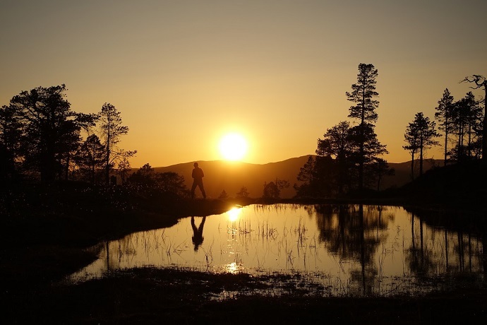 2018-05-29 Furuknatten og solnedgangstur m Siv og Mona 044.JPG