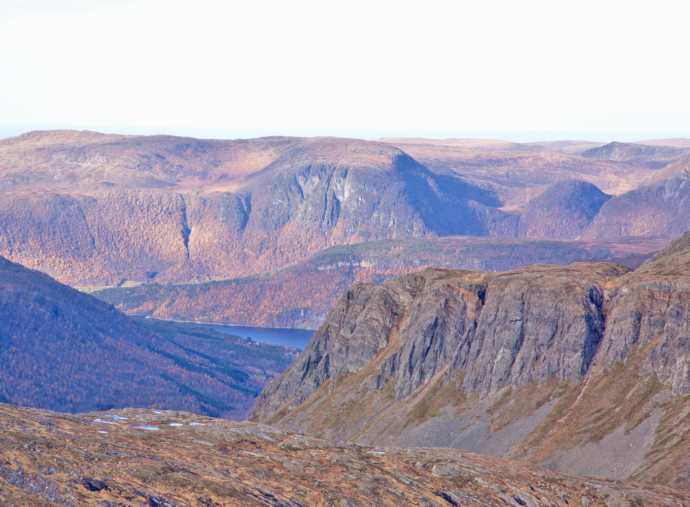 181016ii-fjell-fjord.jpg