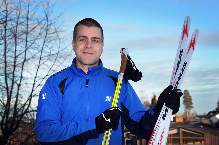 Henrik Peersen med ski_1150x765