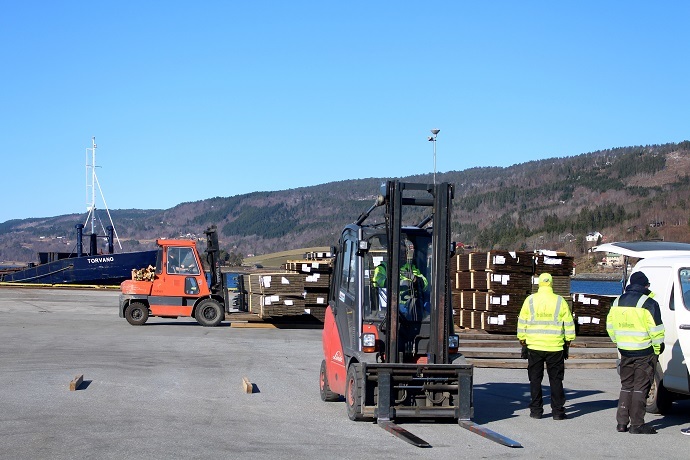 trollheim as på surnadal havn for talgø møretre.jpg