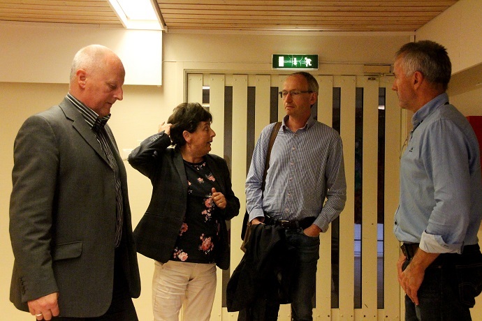 knut haugen, lilly gunn nyheim, helge rønning og olav rønning.JPG