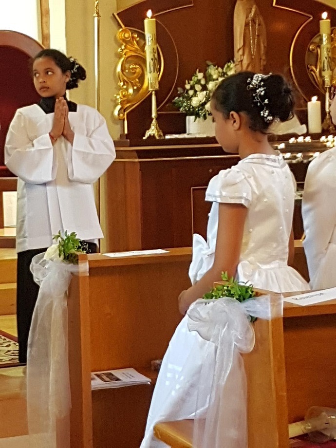 1. communion 3 foto dordi skuggevik.jpg