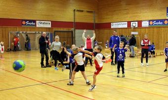 2019-11-30 Minihandballcup i Rindalshuset 076-002