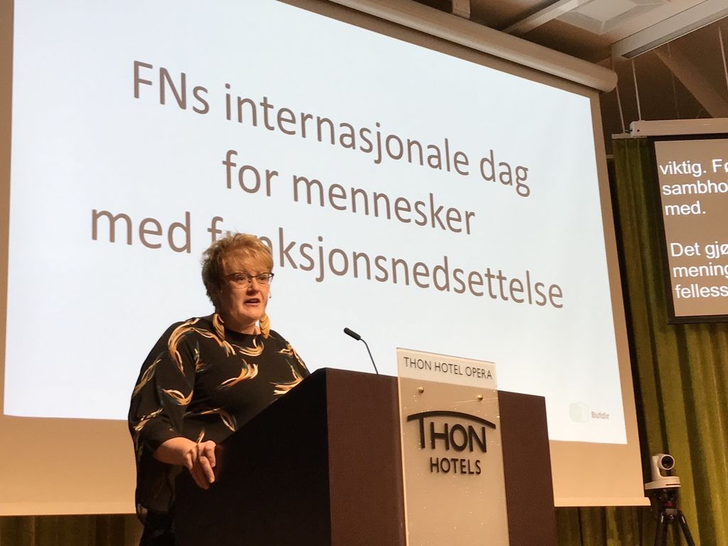 IKKE GODT NOK. Kultur- og likestillingsminister Trine Skei Grande (V) får kritikk for den nye handlingsplanen som skal sikre funksjonshemmede likestilling. Foto. Bjørg Engdahl MER KUNNSKAP. Kultur- og likestillingsminister Trine Skei Grande ønsker mer kunnskap om CRPD ute i kommunene. Foto. Bjørg Engdahl