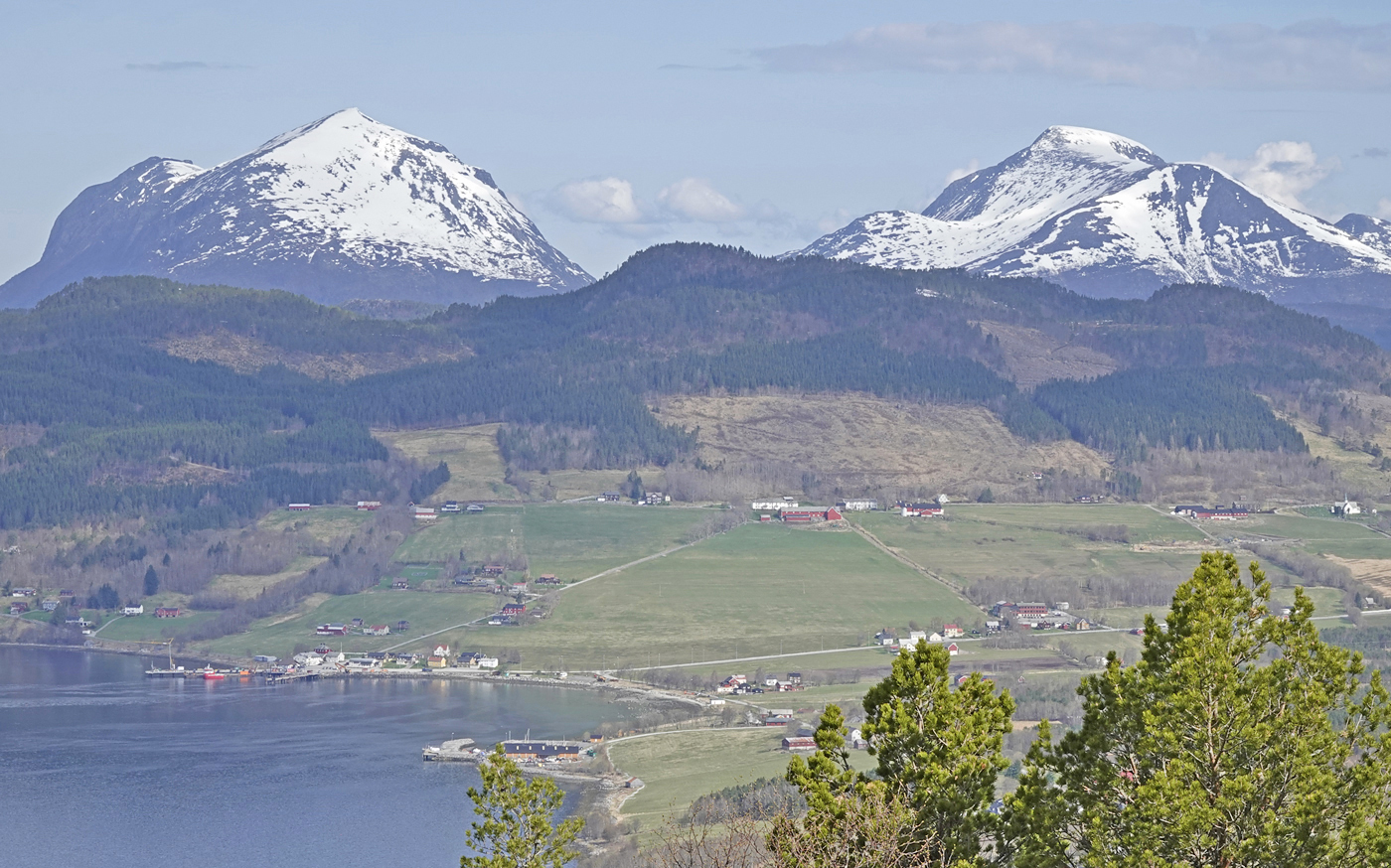 200428l2-fjell.jpg