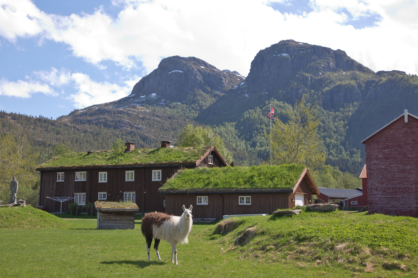 200605l-Kårvatn.jpg