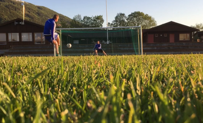 Skjermbilde fra Trond Ellevsets Blekkens film om Straffekonk (Surnadal IL Fotball)