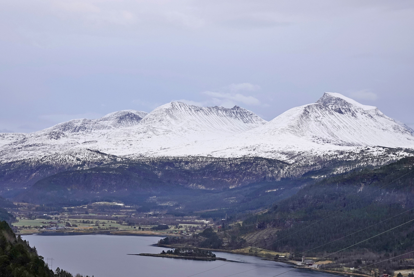 201207d-fjelltopper.jpg