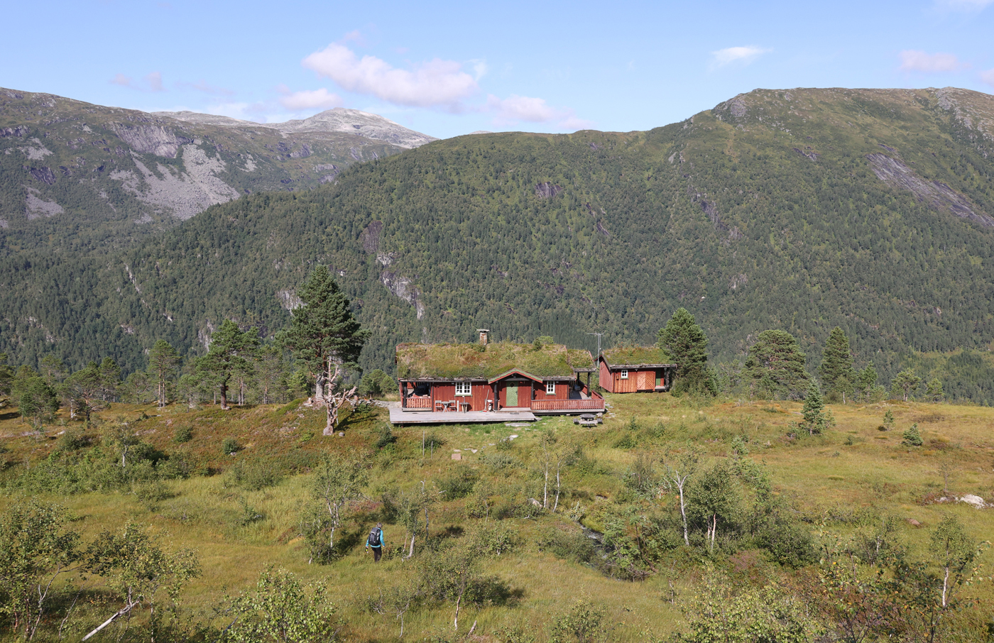 210822j-hytte.jpg
