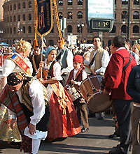 Valencia,Spain,costumes,travel guide, tourist information,Fa