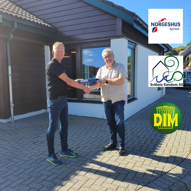 Signing of agreement for new building