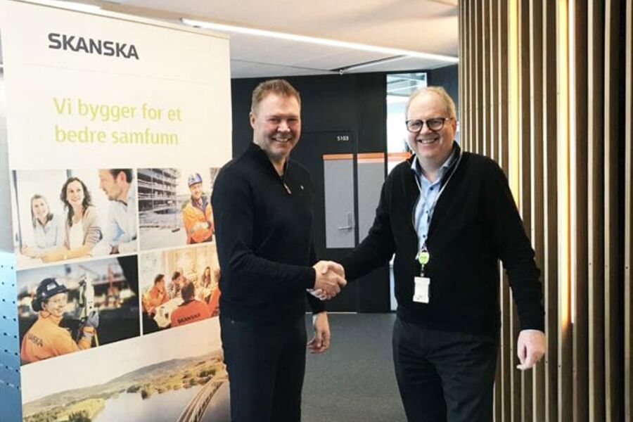 Mandag 3. februar ble samspillskontrakten inngått og signert av Skanskas regiondirektør for Bygg Midt Norge, Trond Krogstadmo (til høyre) og regiondirektør for Region Midt i Bravida Norge, Petter Storhaug (til venstre)
