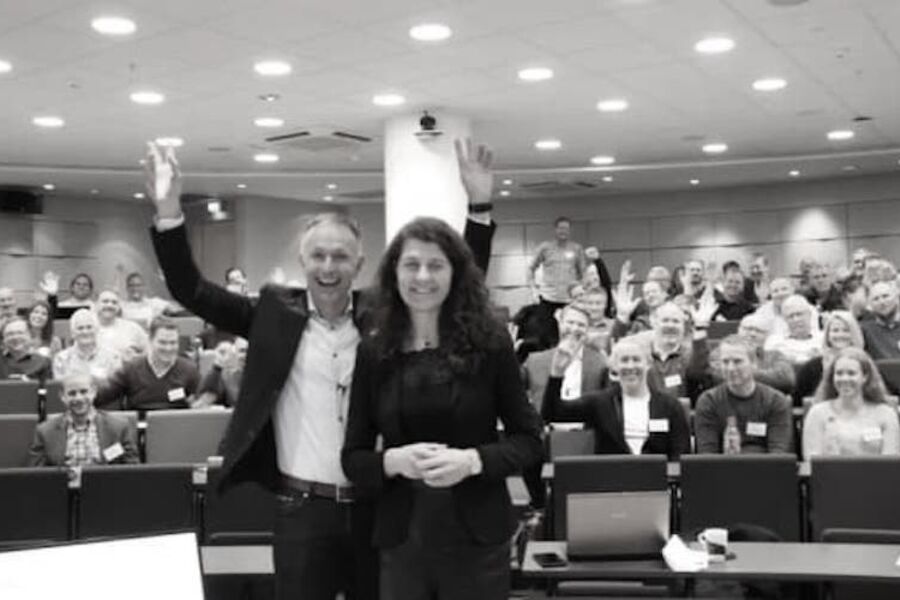 Kjell Petter Småge, som er ansvarlig for konferansen, og rådgiver i Grønn Byggallianse, sammen med daglig leder i Grønn Byggallianse, Katharina Bramslev. Her fra fjorårets konferanse.
