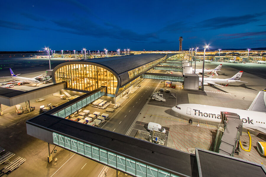 AVINOR/Oslo Lufthavn Gardermoen Pir nord fra lift