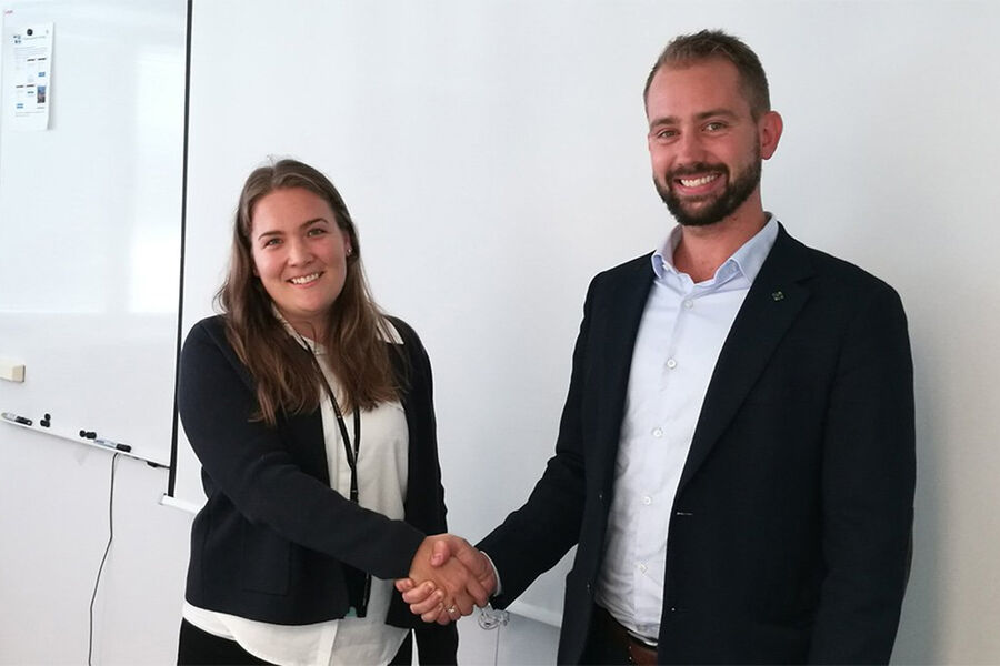 Prosjektleder i Statsbygg; Maren Grønset, og prosjektutvikler og tilbudsansvarlig Thomas Melheim i GK.