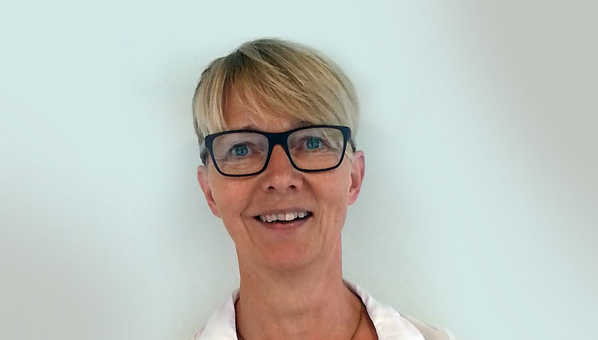 Margrethe Overn i Symetri ønsker å hjelpe innovative virksomheter innenfor bygg, eiendom og produksjonsindustrien til høyere kunnskap om åpenBIM og på den måten styrke samhandlingen på tvers av næringen. (FOTO: Symetri) 2018-07-02-margrethe-overn-symetri