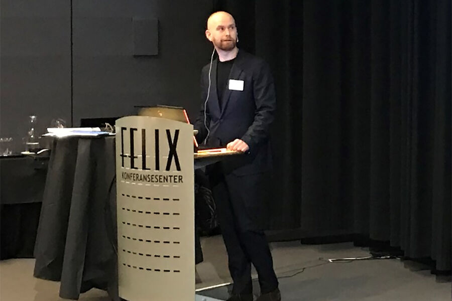 Sigurd Gjesti Berge fra Norconsult holder foredrag om PAM i tidligfase prosjektering.
