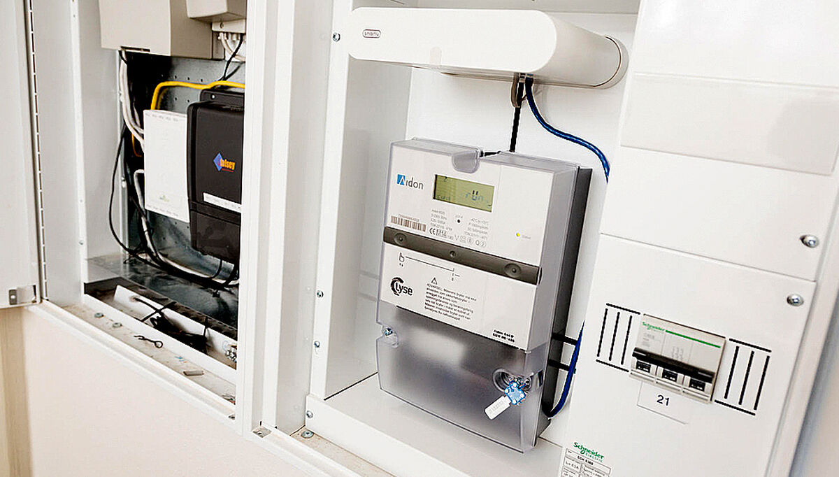 nve-nettselskapene-og-utstyrsleverandorene-enige-om-standard-pa-ams-kontakten-2