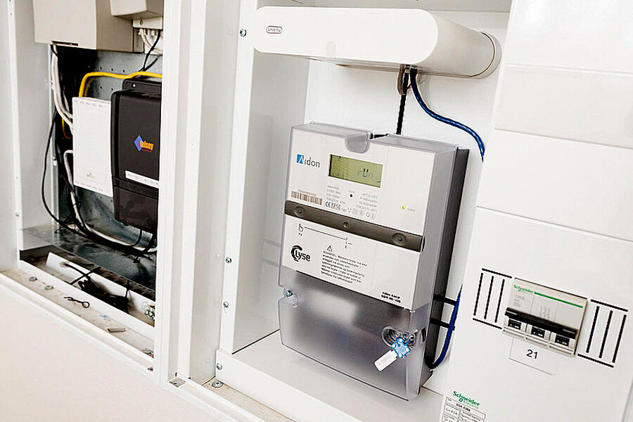nve-nettselskapene-og-utstyrsleverandorene-enige-om-standard-pa-ams-kontakten-2