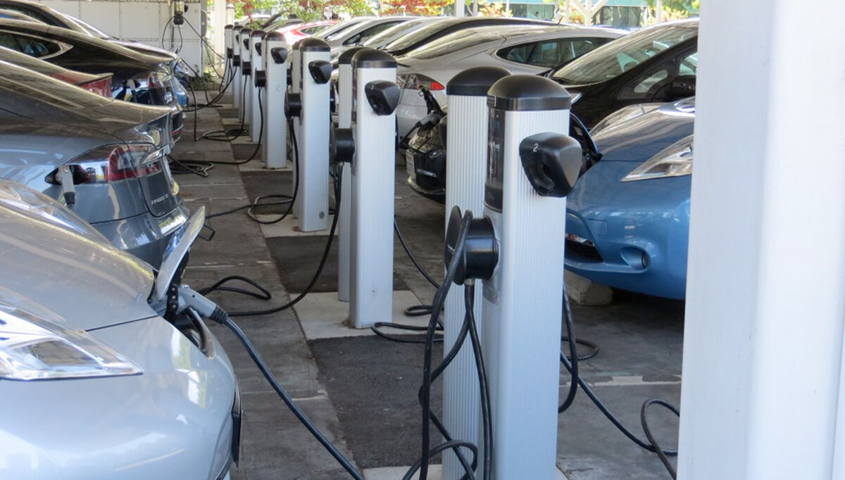 stromnettet-kan-levere-strom-til-15-millioner-elbiler-i-2030-2