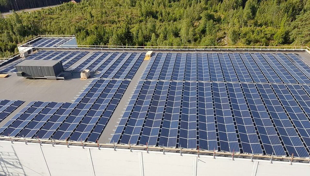 norgesgruppen-med-ytterligere-et-lagertak-dekket-av-solceller-2