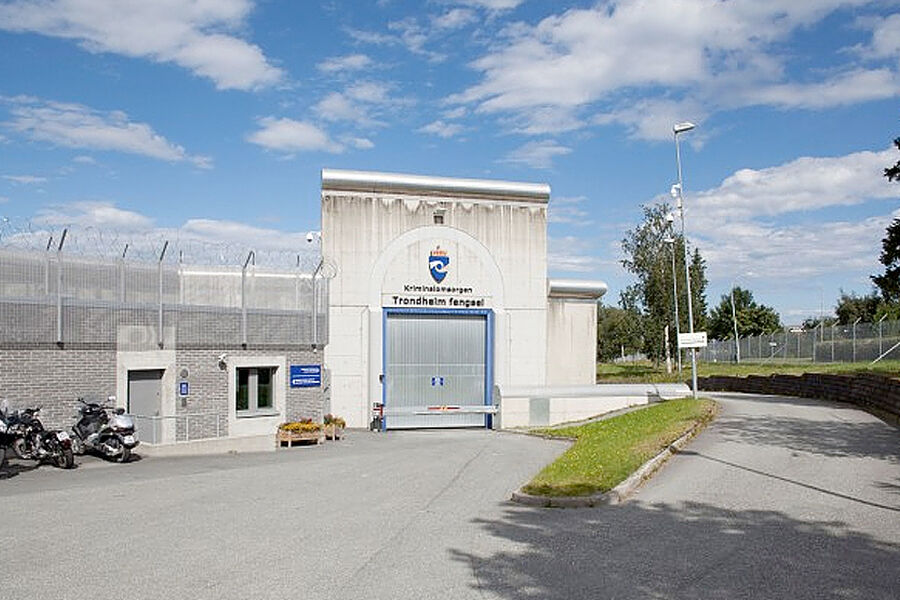 elektroskandia-og-schneider-electric-gjor-suksess-i-trondheim-fengsel-2