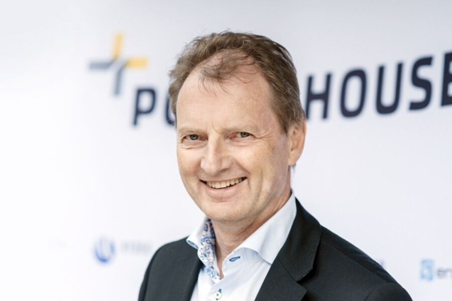 - Vår tverrfaglige kompetanse får med dette en sterk, lokal forankring på Sunnmøre, sier adm. direktør Øyvind Mork. Mork er for øvrig styreleder i Powerhouse.