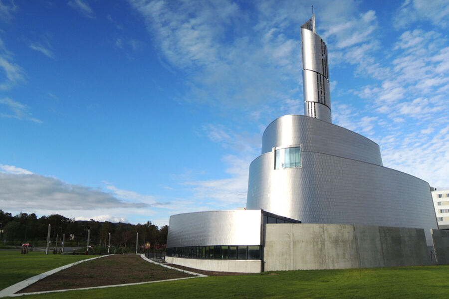 Nordlyskatedralen i Alta.