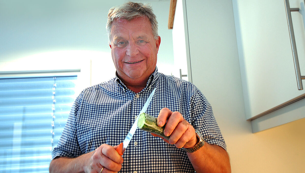 Ove Hjelleset, administrerende direktør i IMI Hydronic Engineering kan mer enn VVS-faget. Matlaging er en kjær hobby som har gitt forsterket inspirasjon etter kursing ved Gastronomisk Institutt. Foto: ITBaktuelt/Per H besatt-av-matlaging-og-vvs-bibelen-sin-2