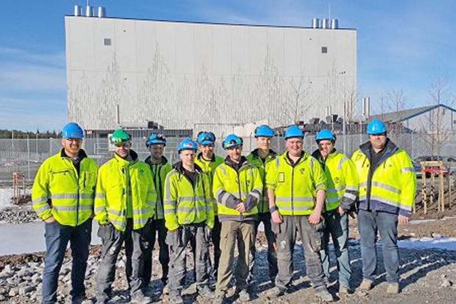 Teamet som i øyeblikket leverer elektroentreprisen til Digiplex Fet AS, Norges største datahall. GK har de øvrige tekniske fagene gjennom GK Norge AS og GK Rør AS. Fra venstre, Knut Inngjerdingen, Kjetil Hoff, Stig W. Thorstensen, Mathias Hopstad, Vegard Thommassen, Eyolf S. Berg, Vegard Dragonmoen, Jens Tønnes, Andre Fonbek og Bjørn Arve Olsen. 