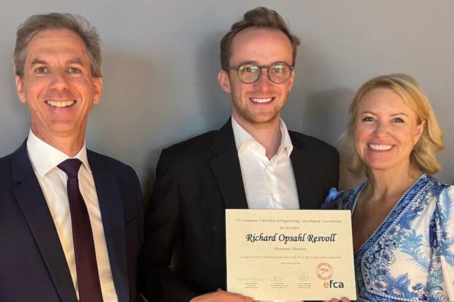 
F.v Benoît Clocheret (President i EFCA), Richard Opsahl Resvoll (Multiconsult) og Liv Kari Hansteen (adm.dir i RIF)