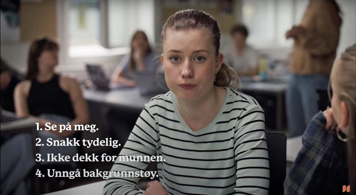 GODE RÅD. Skuespiller Christiane Rønnevig gir fire enkle råd til medelever og lærere i den nye kortfilmen «Se på meg». (Skjemdump).