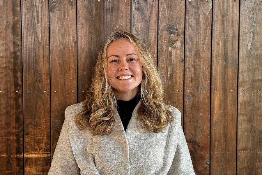 Lara Hammer, seniorrådgiver i Evotek AS, mener at byggautomasjon blir stadig mer avansert og at bransjen må øke kompetansen på teknologi og bærekraft, i både prosjekt og forvaltning fremover, skal man klare å levere gode løsninger og funksjonelle bygg.