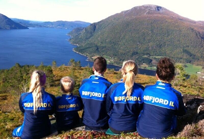 Idrettslaget - fjellet - dressar