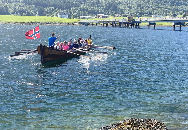 Stordag F Hjelmkonnå