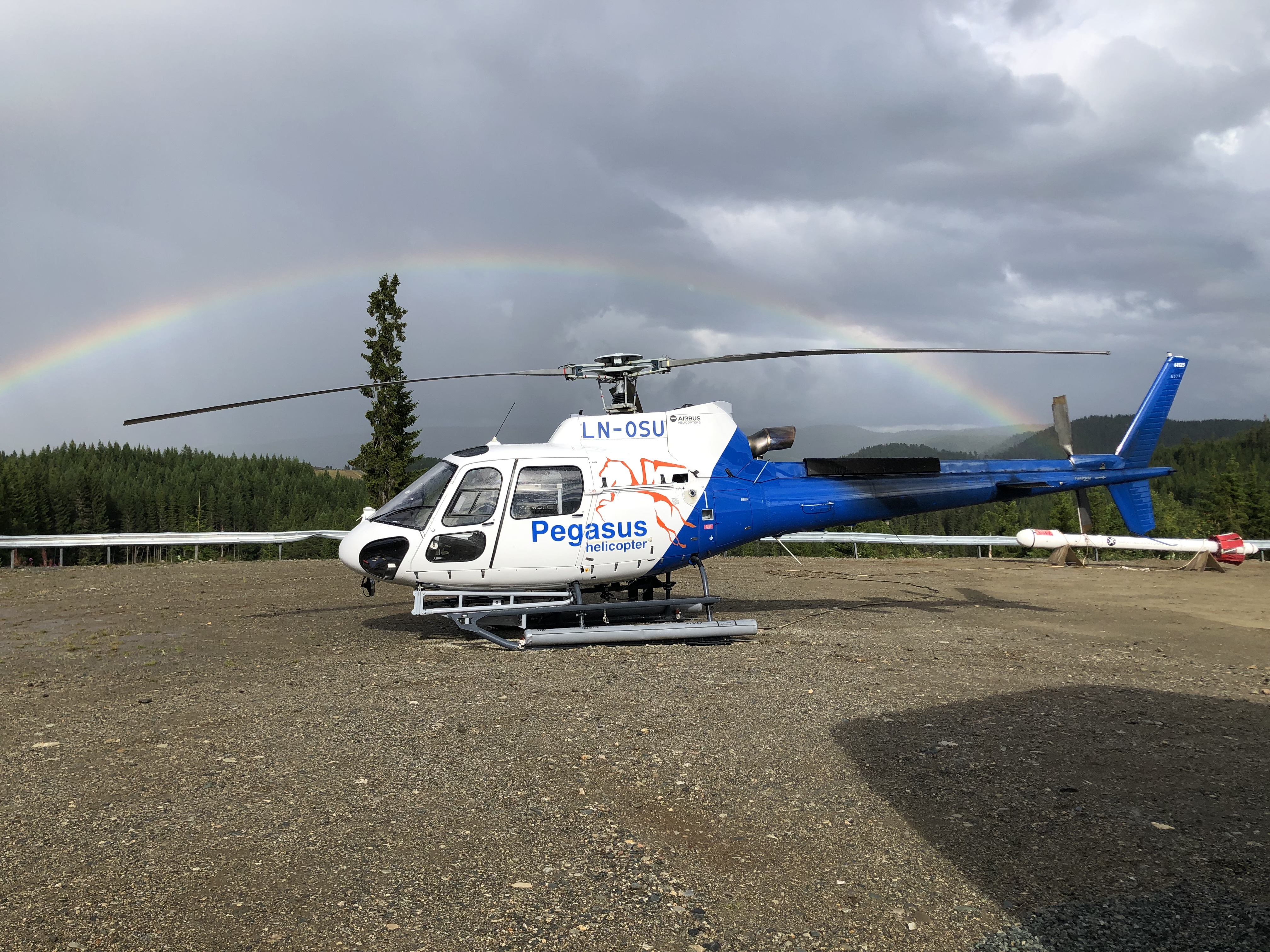 Helikopter som brukes ved kartlegging av geologi og rester etter Tsjernobyl-ulykken. Foto: NGU