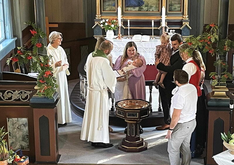Tema TAKK b Ingrid døypt