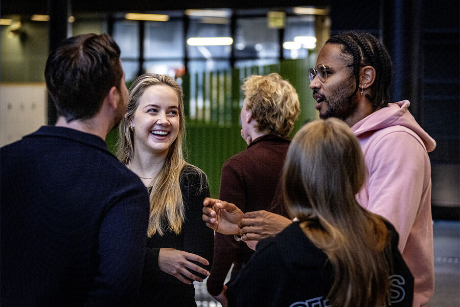 Studenter i diskusjon i Oslo Entreprenørskap 2024. Foto. Tom A.Kolstad Tom A.Kolstad Tom A.Kolstad