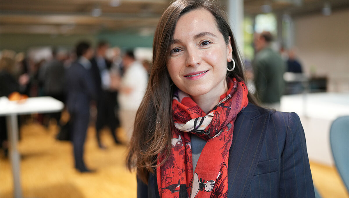 Ilda Metani, Head of Industry AI Consulting, på konferansen A French-Norwegian Approach to Responsible Artificial Intelligence, som ble holdt den 10. Oktober på BI i Oslo. Foto: Schneider Electric