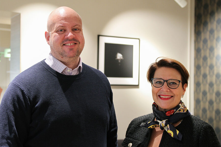 Øystein Ringen-Vatnedalen, daglig leder, Senter for eiendomsfag og Tone Tellevik Dahl, adm.direktør, Norsk Eiendom. Foto Marie Olafsen - Senter for eiendomsfag.