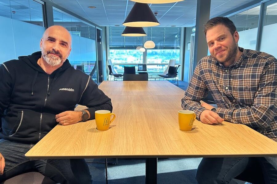 Driftssjef Atilla Duran (t.v.) og avdelingssjef Joachim Kjærstad er svært godt fornøyde med den nye rammeavtalen med Oslobygg KF. Foto: Assemblin