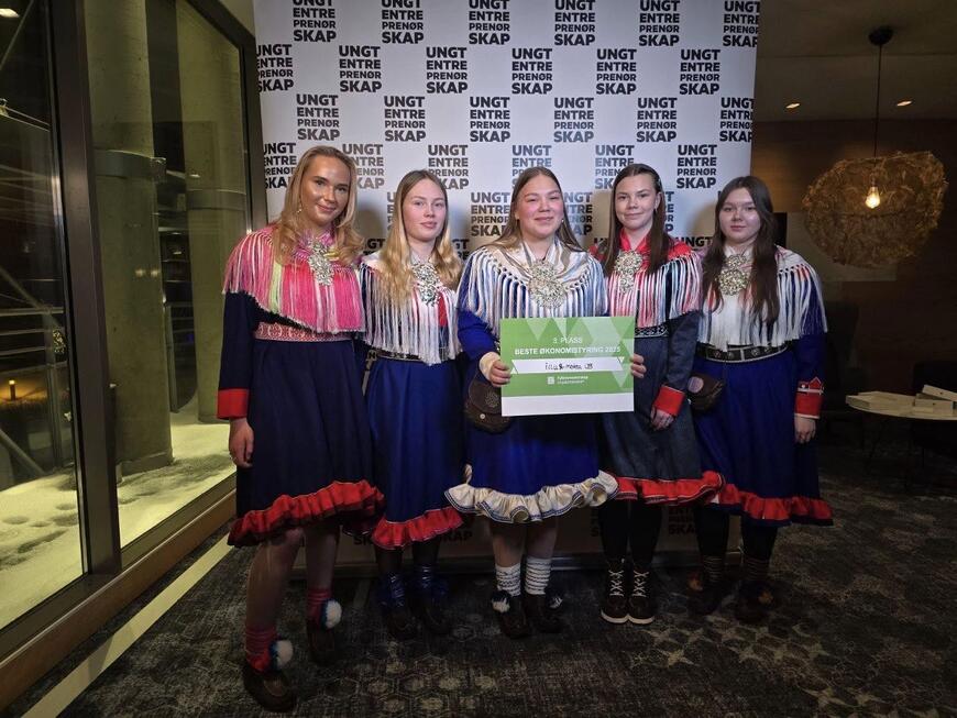 Illu&Mokta UB, geat vázzet mánáid- ja nuoraidbargilinjás, gárte goalmmádin & buoremus ekonomiijahálddašeapmi luohkás. Govva: Illu&Mokta