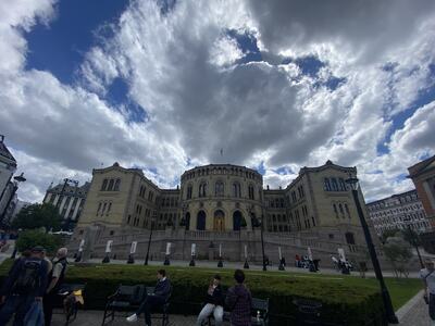 Stortinget skal behandle ny lov om barn og foreldre før sommeren. Foto: Even Stormoen Stortinget skal behandle ny lov om barn og foreldre før sommeren. Foto: Even Stormoen
