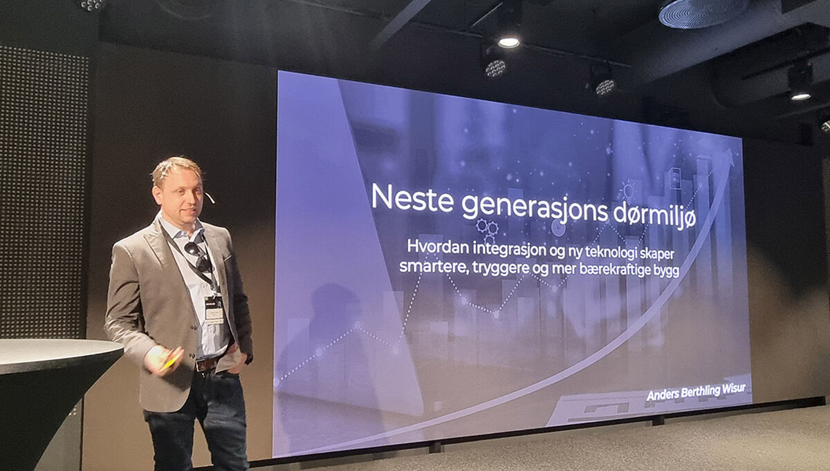 – Dokumentasjonen for hvordan man kobler et adgangskontrollsystem til oss er skrevet sammen med låsprodusentene for å gjøre det enkelt å koble seg til de fysiske systemene. Vi vet det er mange adgangssystemer som står på servere hos en IT-avdeling i større organisasjoner, og dermed er god dokumentasjon viktig, sier Anders Berthling Wisur,  CTO i Inlet AS.
