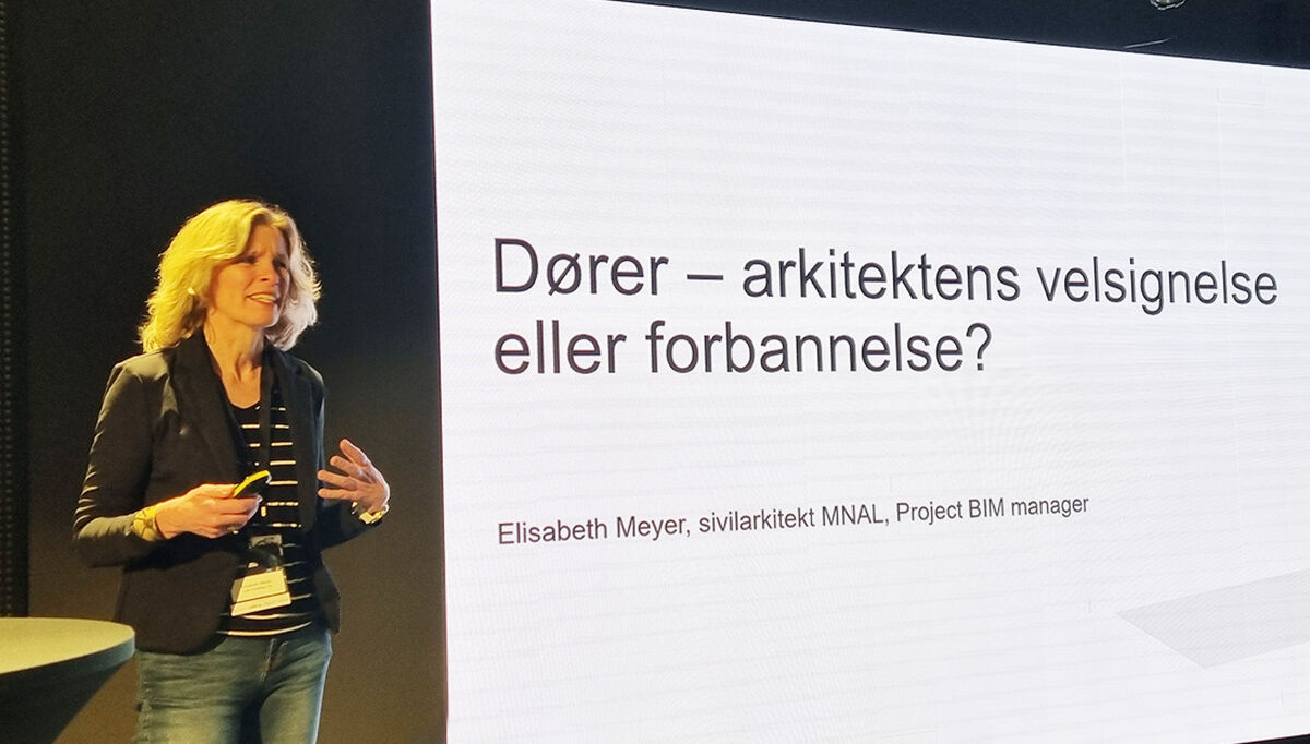 Elisabeth Meyer, sivilarkitekt og BIM- ansvarlig i LINK Arkitektur, var en av foredragsholderne under Dørmiljøkonferansen - Adgang 2025 i Oslo i April.